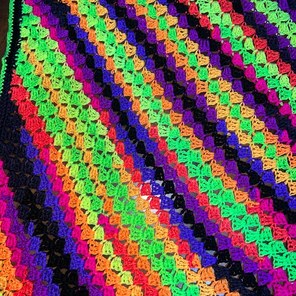 Retro Crochet Bright Rainbow Blanket/Throw - Picture 2 of 6